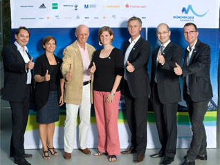 From left to right: Jürgen Bühl, Katrin Merkel, Willy Bogner, Steffi Klein, Stefan Bruckner, Andreas Weinberger, Jochen Färber (© Munich 2018 / Martin Hangen)