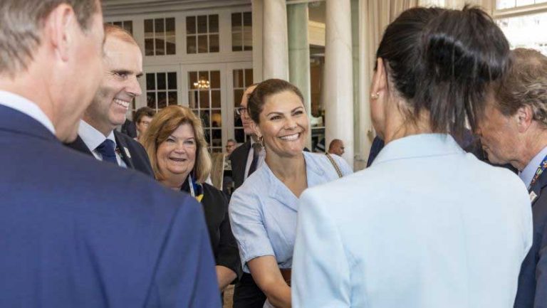 Sweden's Crown Princess Victoria (centre) meets with Stockholm Åre 2026 bid team at the Lausanne Palace June 23, 2019 (SOK Photo)