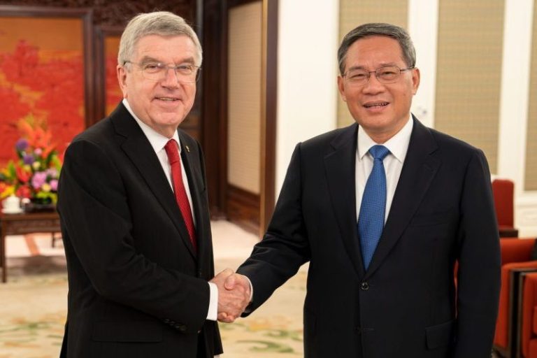 IOC President Thomas Bach meets China’s Premier Li Qiang in Beijing May 7, 2023 (Photo: IOC/Greg Martin)
